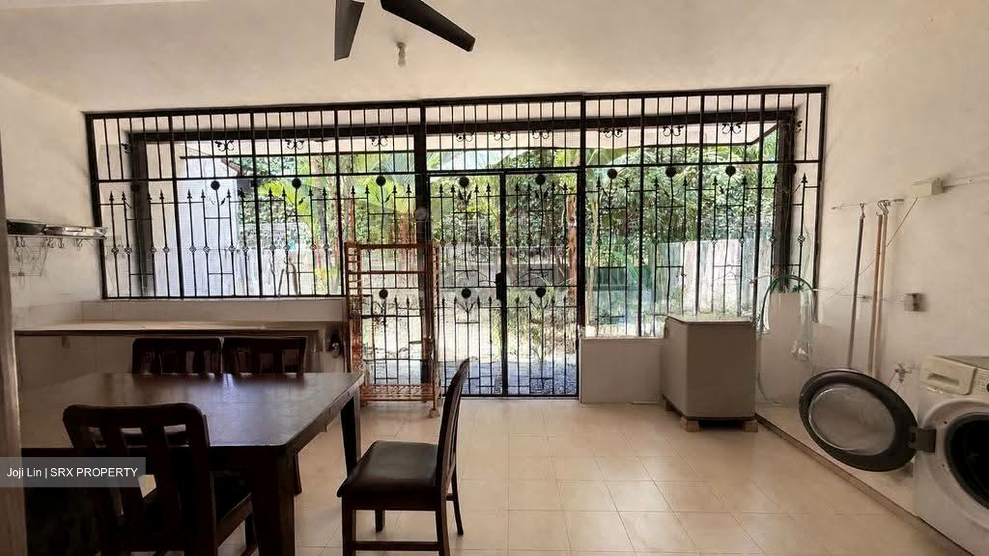 Pasir Ris Beach Park (D18), Terrace #633028771